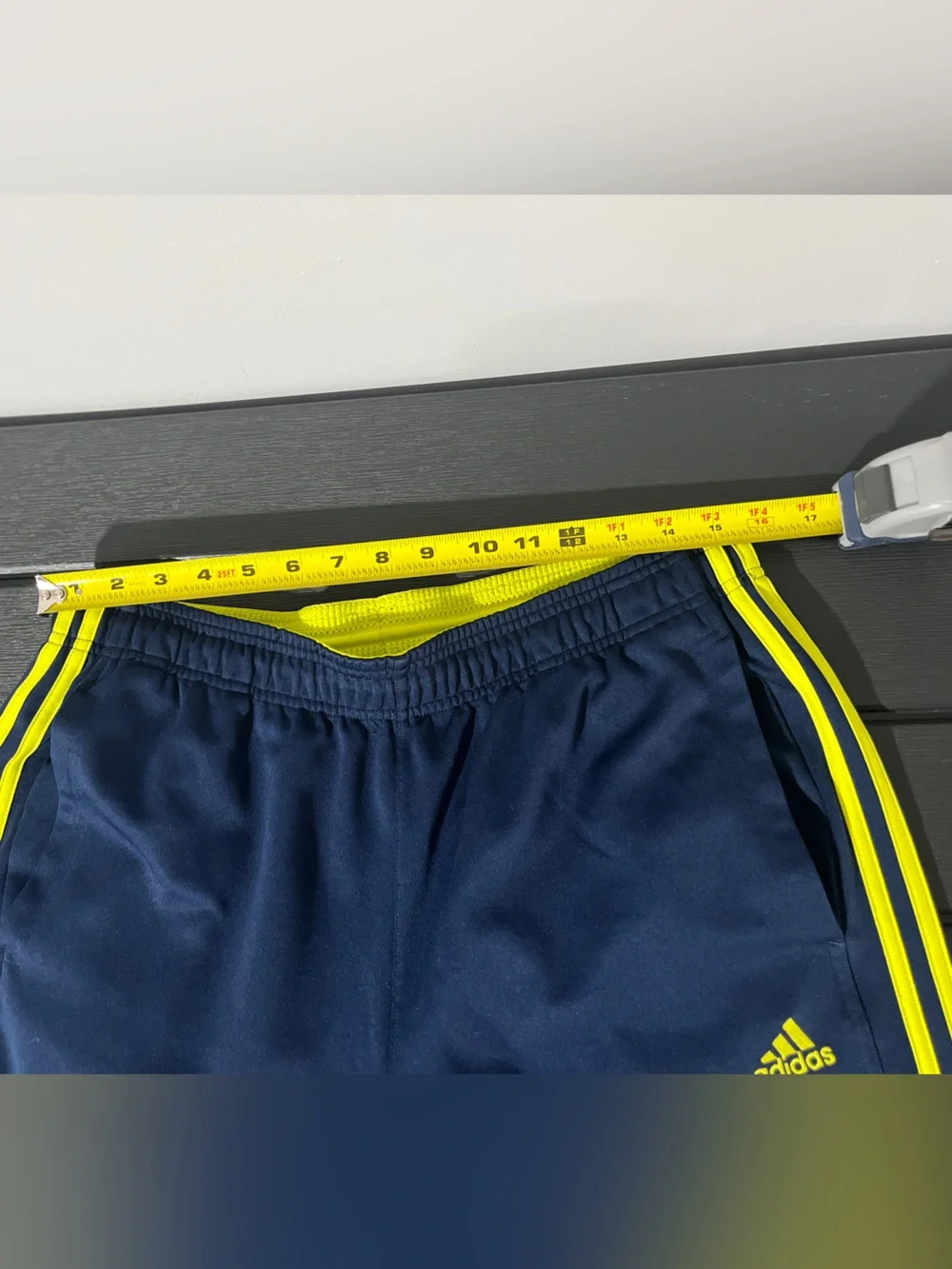 adidas 💙💛 classic